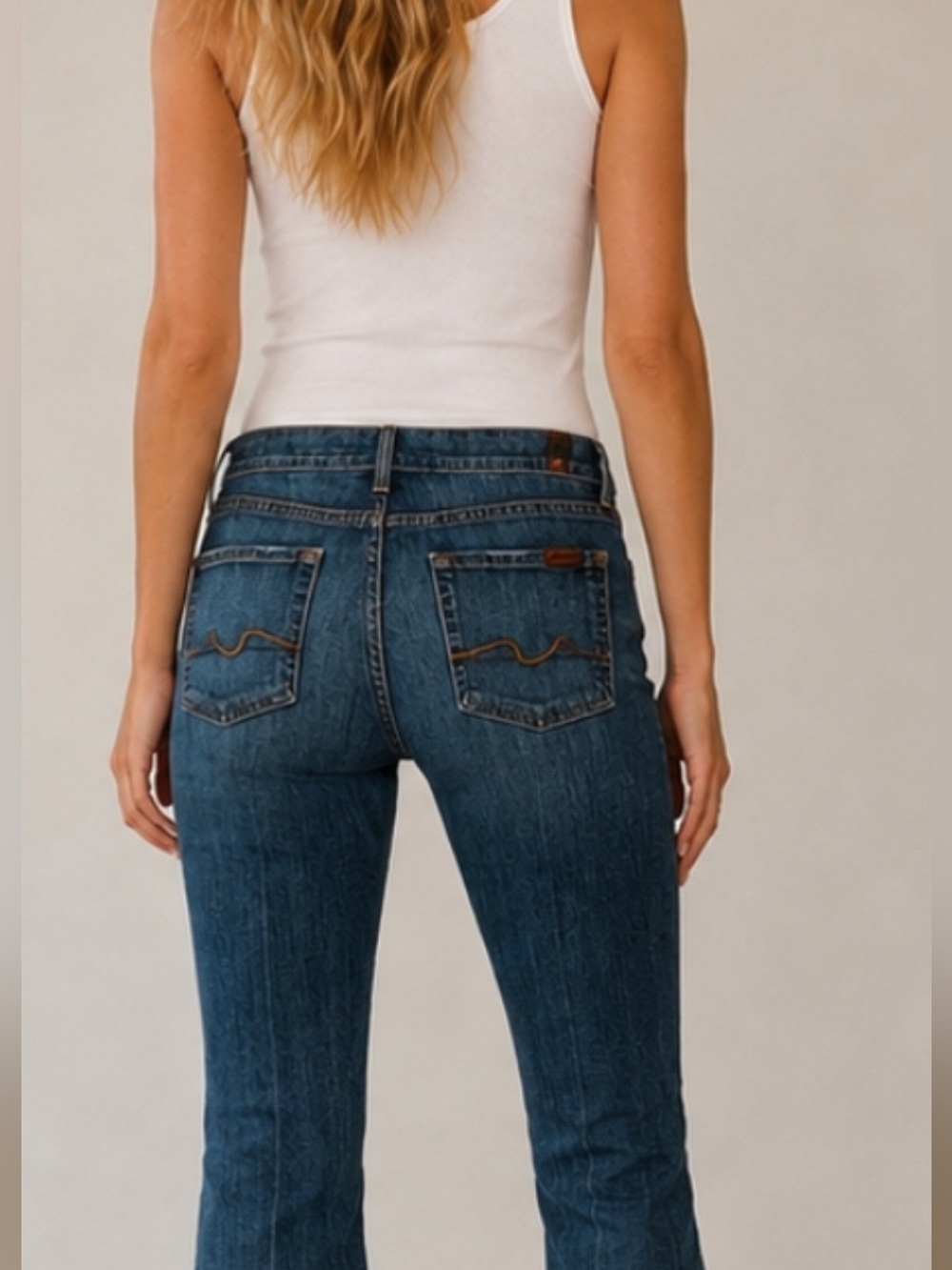 7 For All Mankind Bootcut Jeans in Size 28 | Medium Wash-Low-Rise Stretch Denim - Picture 3 of 16